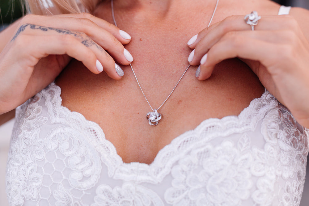 How to Choose the Perfect Bridal Necklace for Your Dress Neckline